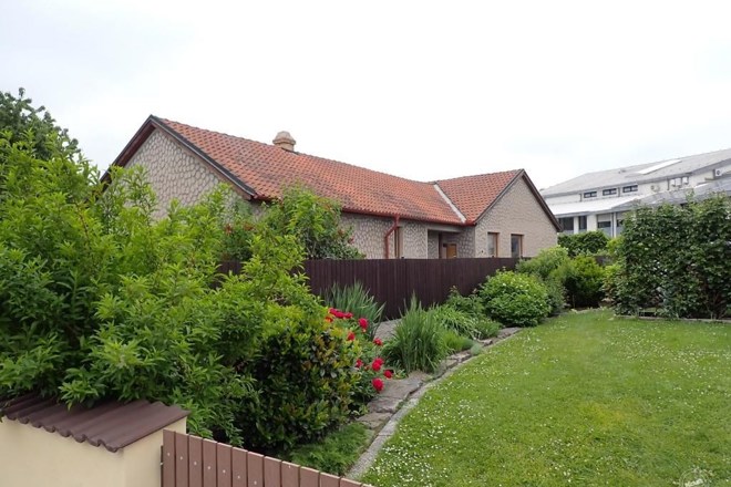 Prodej rodiného domu 4+1 s garáží a zahradou – Kutná Hora, Žižkov